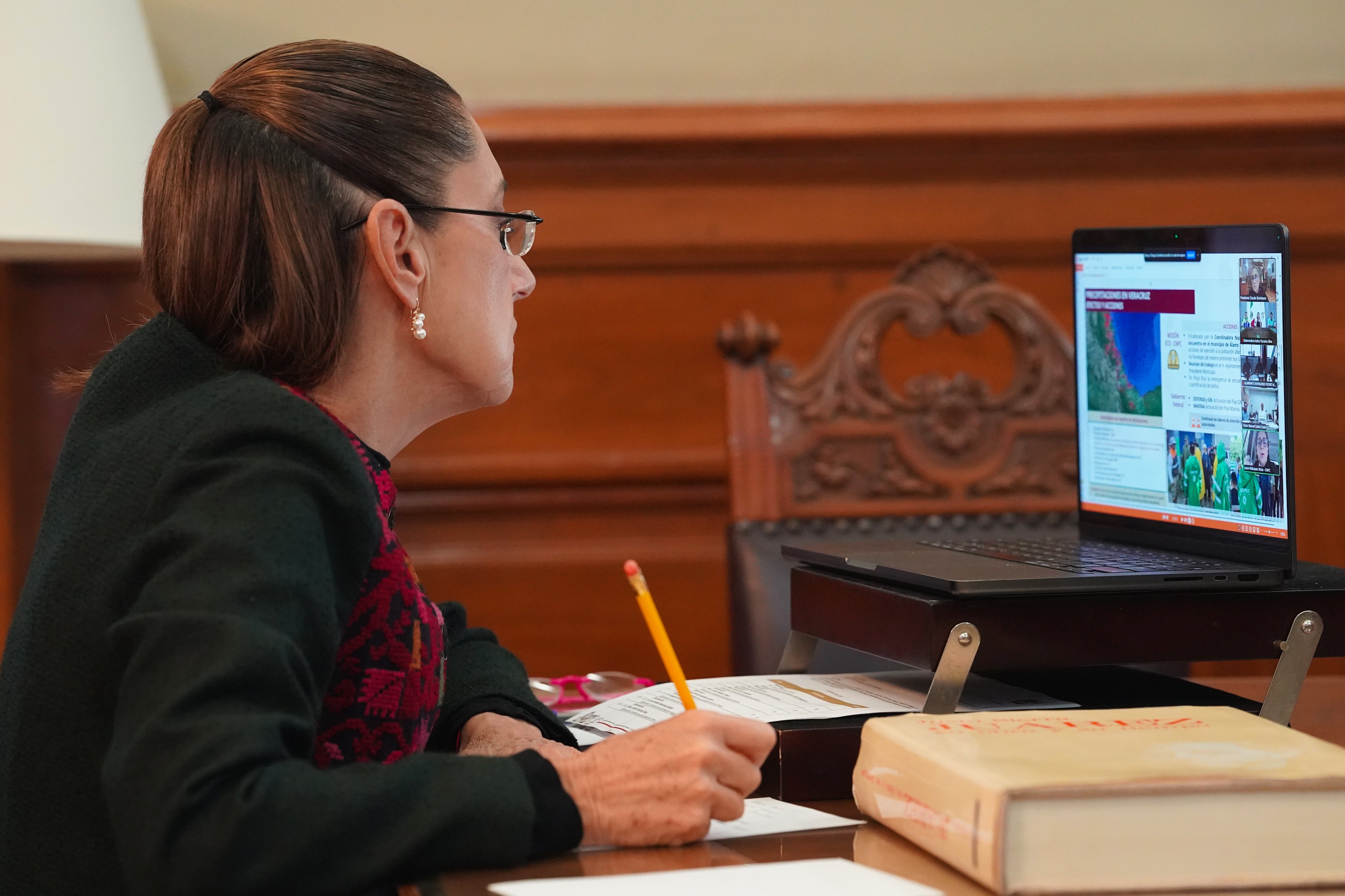 Presidenta Sheinbaum encabeza reunión de atención por lluvias en seis estados