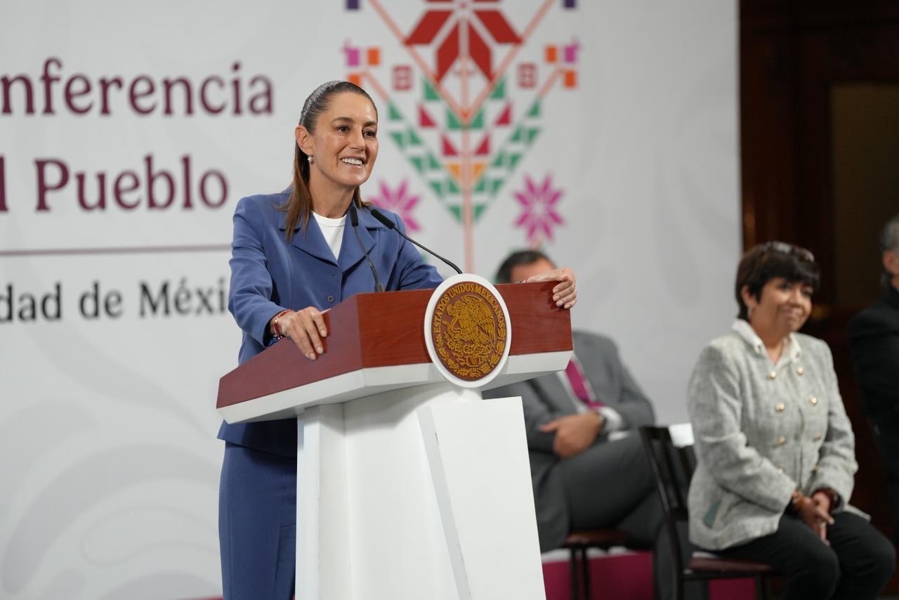 Anuncia Sheinbaum credencial única para salud de todos los mexicanos
