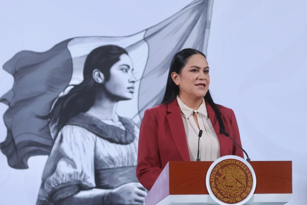 Entrega Secretaría de Bienestar tarjetas para Pensión Mujeres en un mes