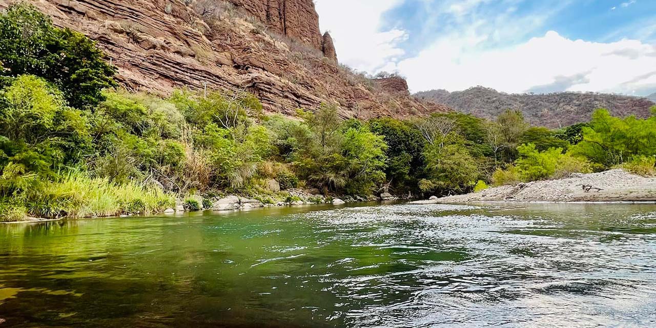 Impulsa Don Gonzalo encauzamiento del Río Grande en Cuicatlán