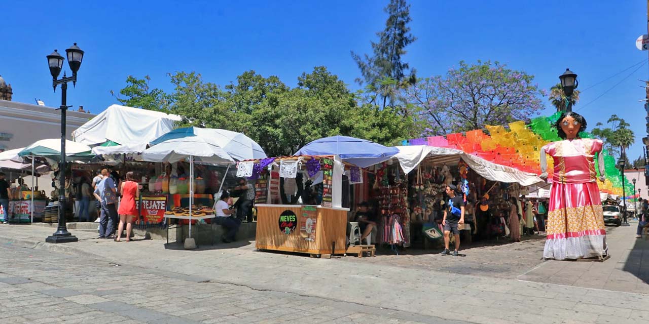 Instalan expo ferias; violan prohibición de alcohol en vía pública