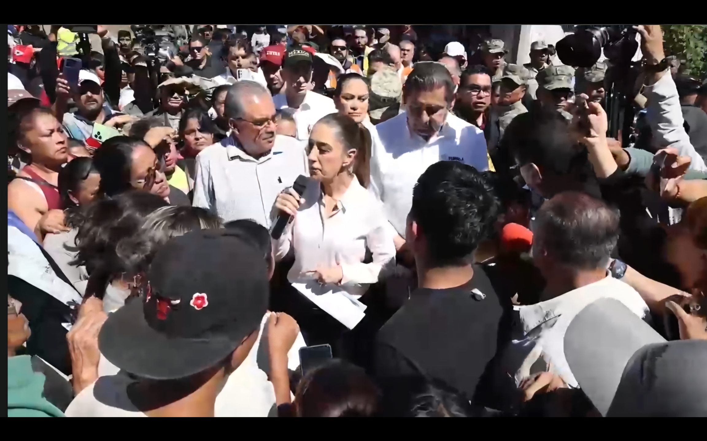 PRESIDENTA CLAUDIA SHEINBAUM ANUNCIA CENSOS PARA ATENDER DAMNIFICADOS DE PUEBLA: “A NADIE SE VA A DEJAR DESAMPARADO”
