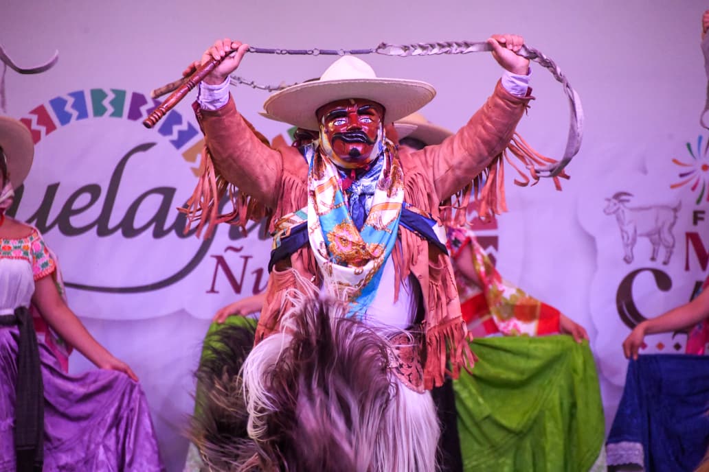 Goza Oaxaca la cultura de la Mixteca con la muestra de la Guelaguetza Ñuu Savi