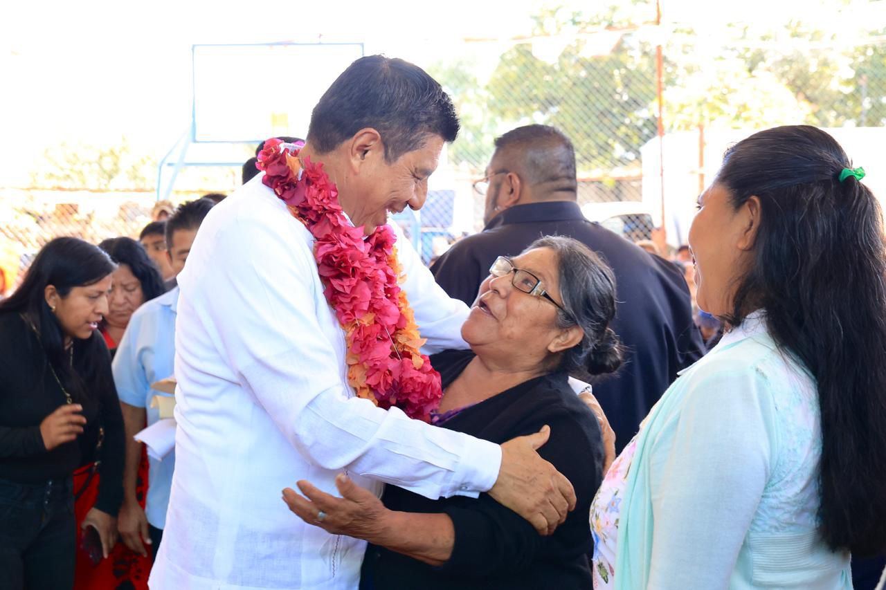 Con Trabajo que Transforma tu Municipio, Villa de Zaachila avanza hacia un futuro más digno y sustentable
