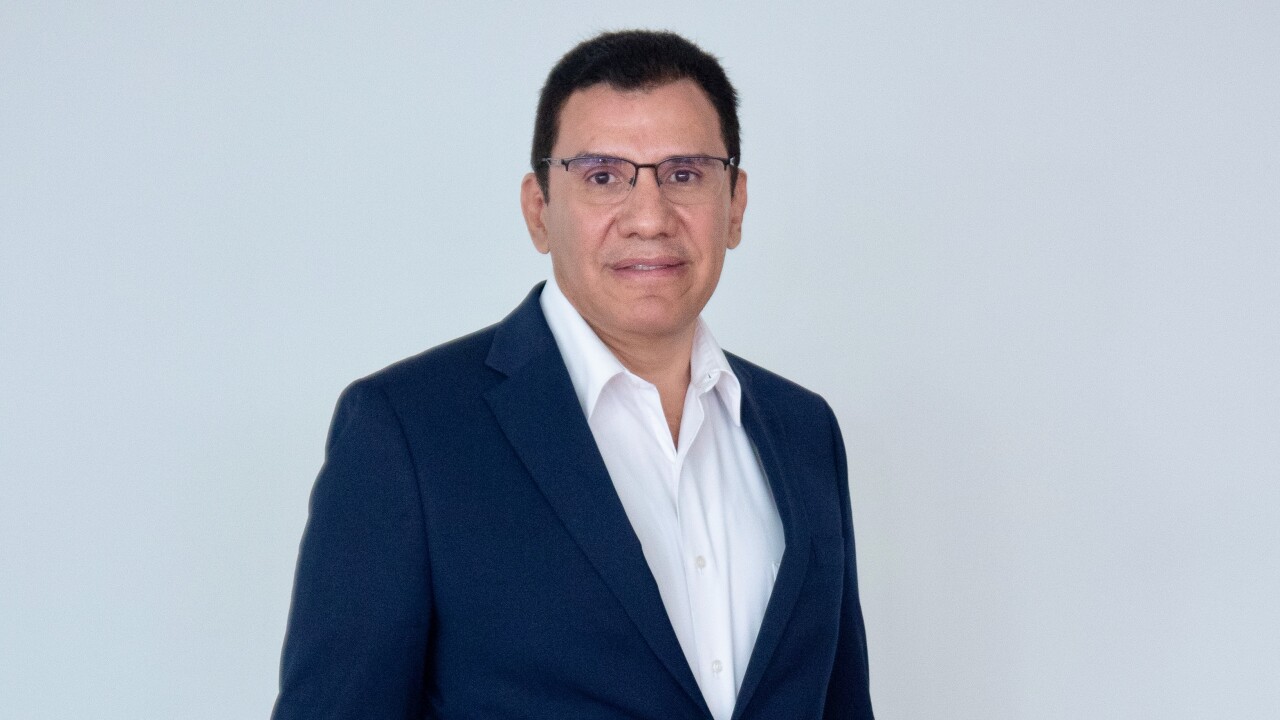 Subsecretario de Ingresos defiende inelasticidad de refrescos ante impuesto