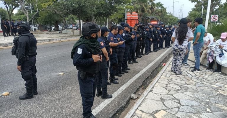 Agreden policías a madres buscadoras en plantón chiapaneco