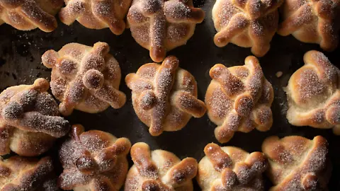 Descubre las panaderías icónicas de pan de muerto en CDMX para Día de Muertos 2025