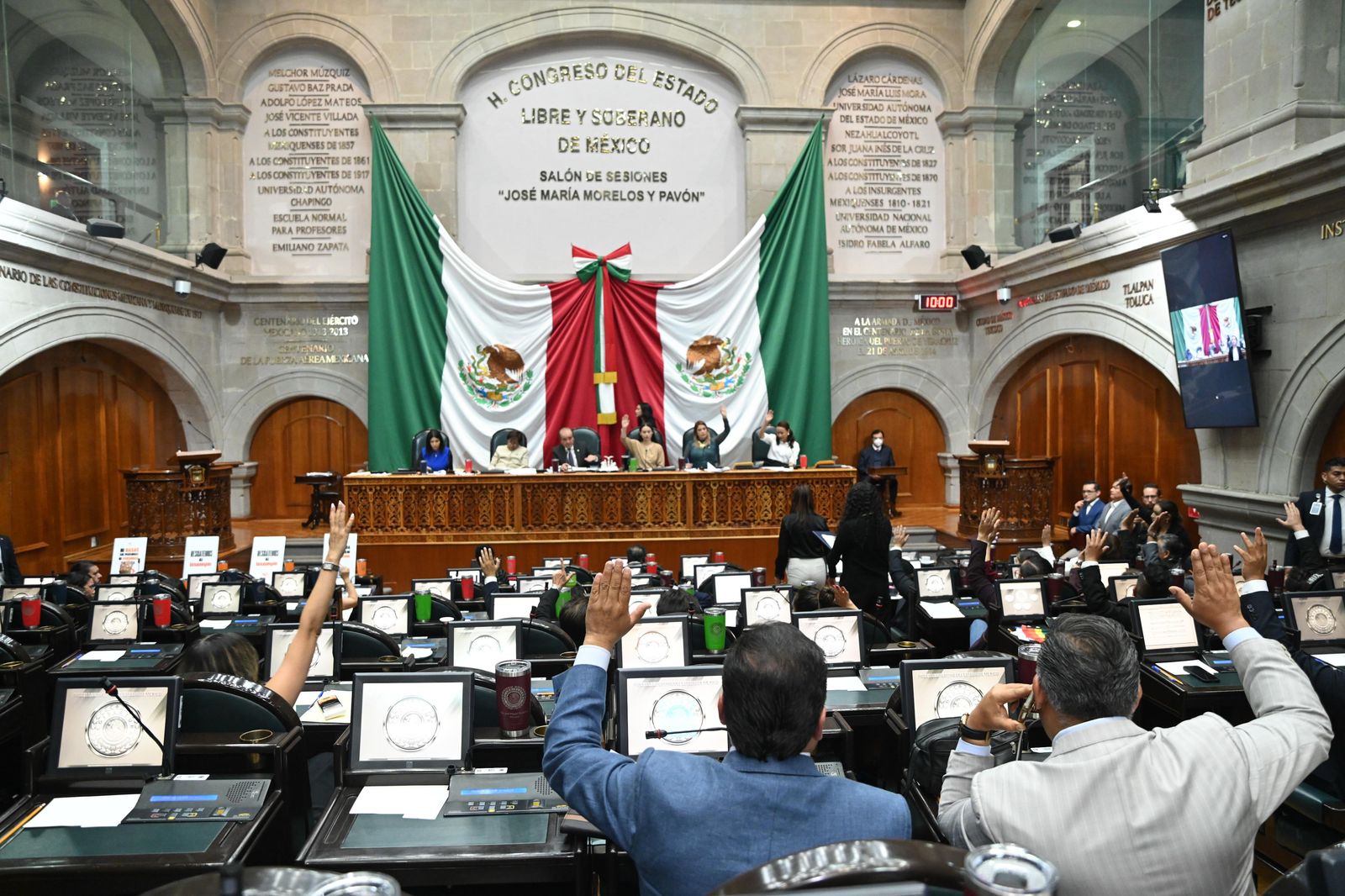 Aprueba Edomex cárcel de hasta 12 años por fraudes gota a gota
