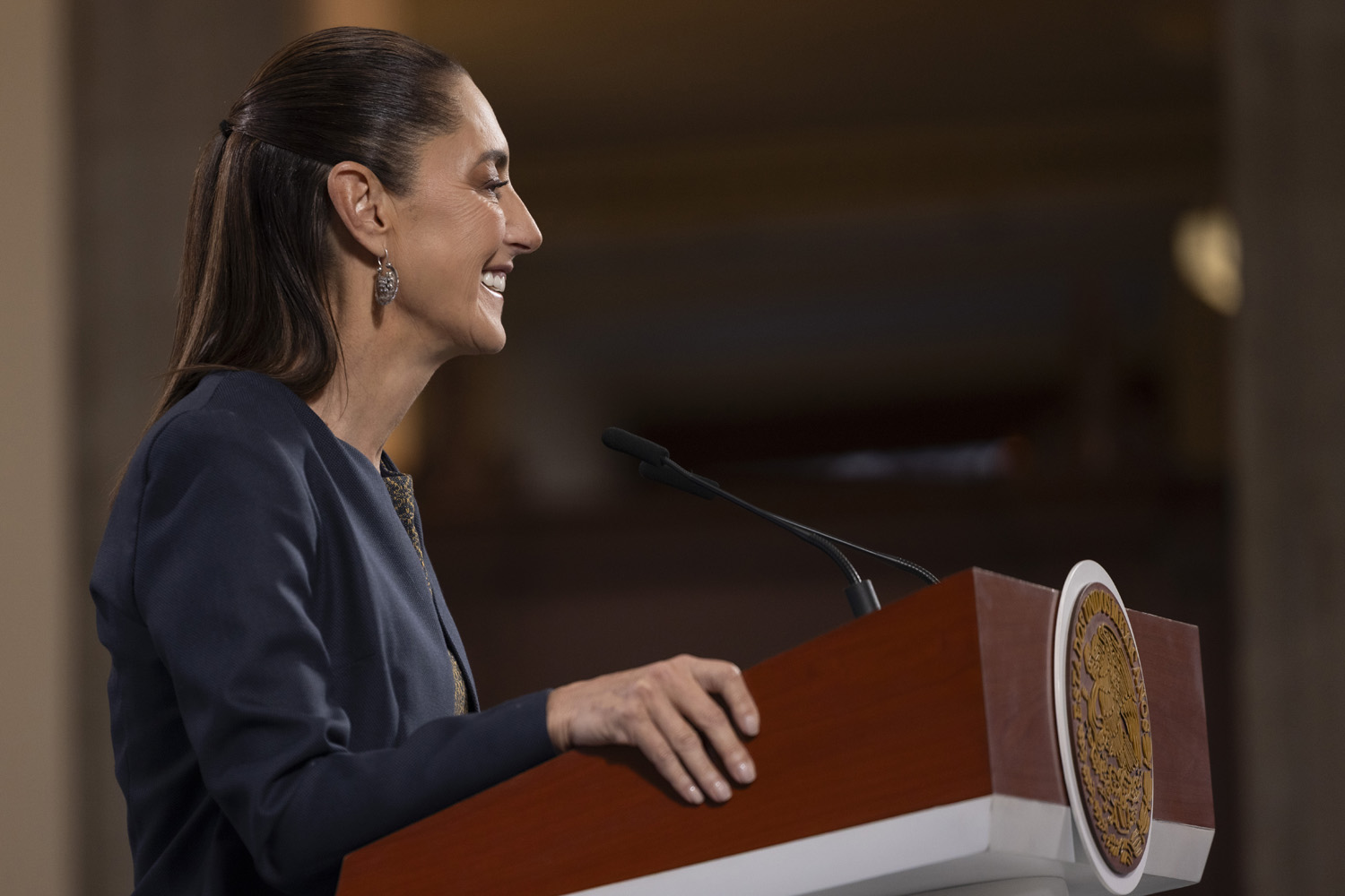 Sheinbaum descarta injerencia de EU: Pueblo unido y diálogo la frenan