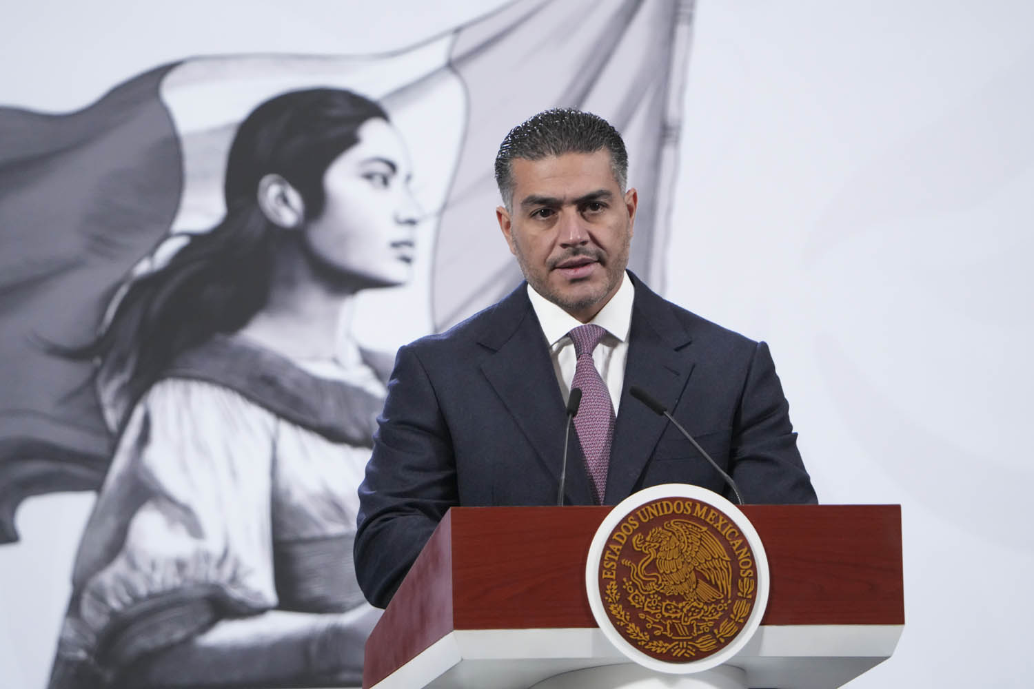 Capturan 37 mil delincuentes y destruyen mil 614 narcolabs en 13 meses
