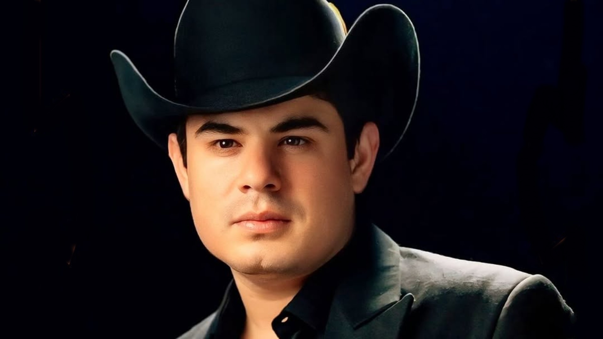Desmienten ataque armado contra el cantante Alfredito Olivas en Tamaulipas