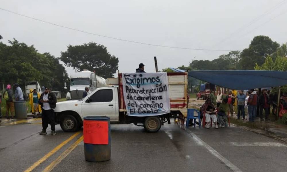 Demandan residentes de Matías Romero obras urgentes en río y vía rural