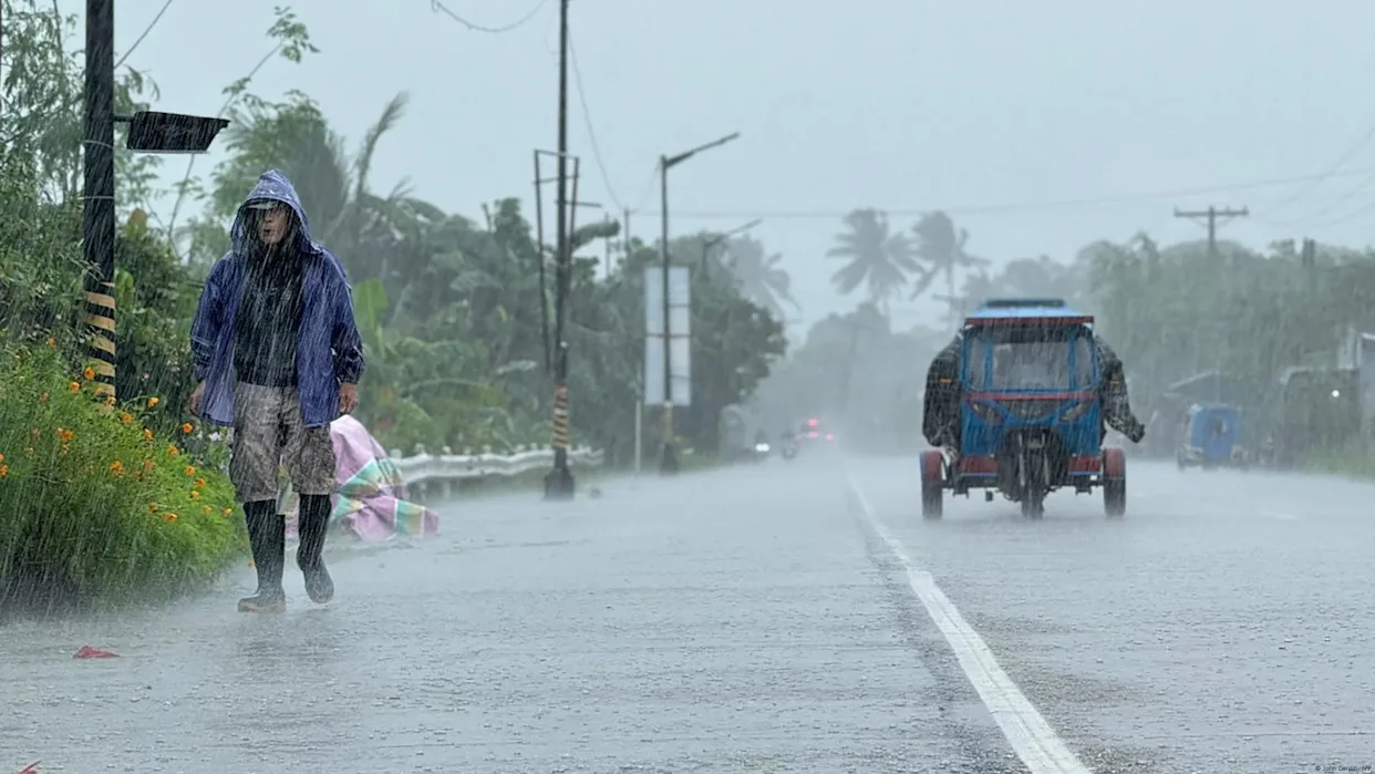 Arrasa Tino Filipinas: 150 mil evacuados ante vientos de 150 km/h