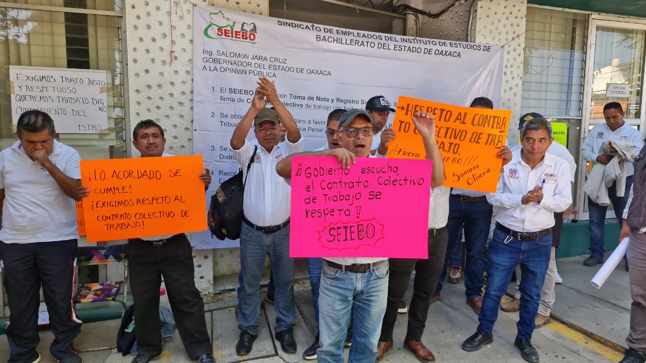 Docentes del IEBO exigen destitución de directivos y respeto a sus derechos laborales
