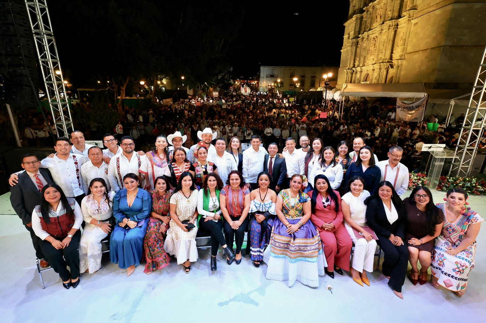 Diputadas y diputados integrantes de la LXVI Legislatura Constitucional rinden su Primer Informe de Trabajo Legislativo al pueblo de Oaxaca