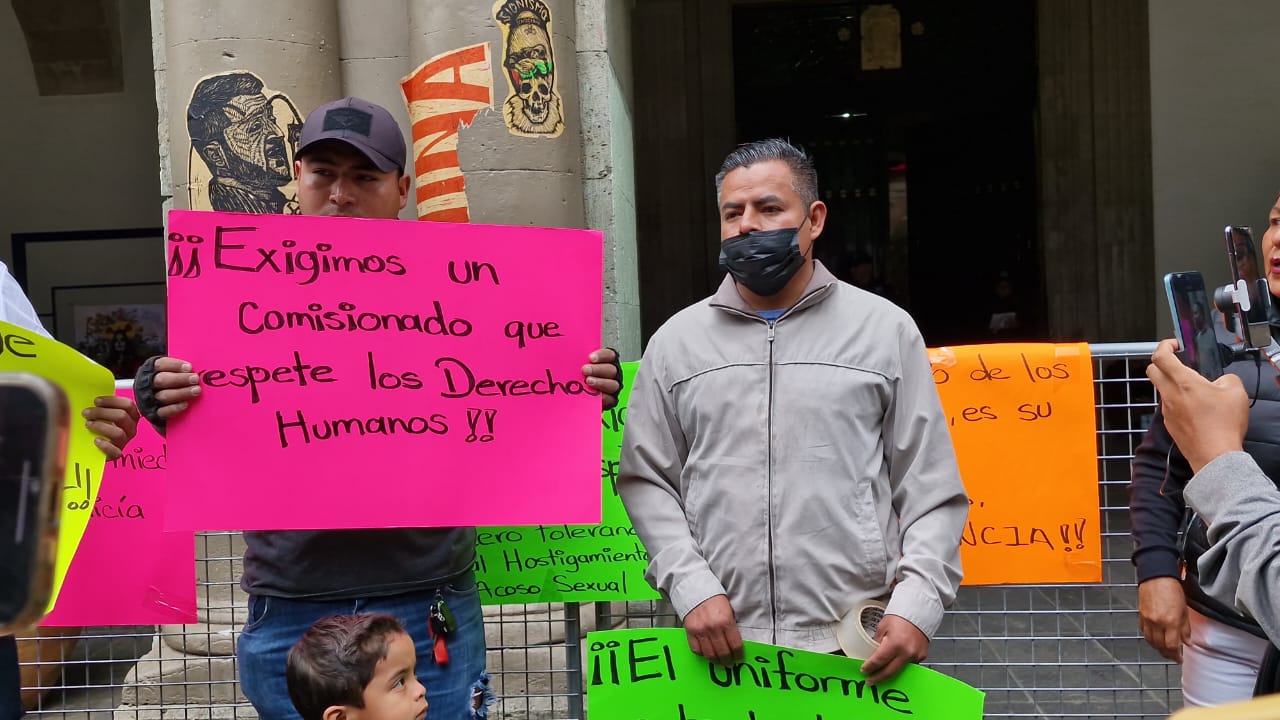 Denuncian policías estatales abusos del comisionado Francisco Santiago García