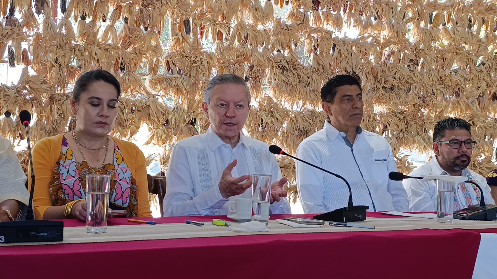 Expone Arturo Zaldívar en Oaxaca los alcances de la reforma electoral
