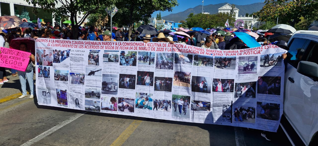 Con marcha reclama la Sección 22 justicia a 19 años de la represión del 2006