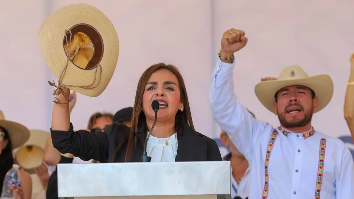 Registra Grecia Quiroz al Movimiento del Sombrero como marca política