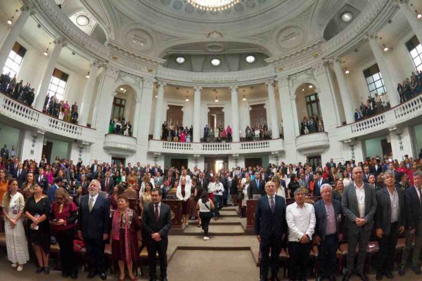 Impulsa Morena comisión para indagar violencia en marcha de Generación Z