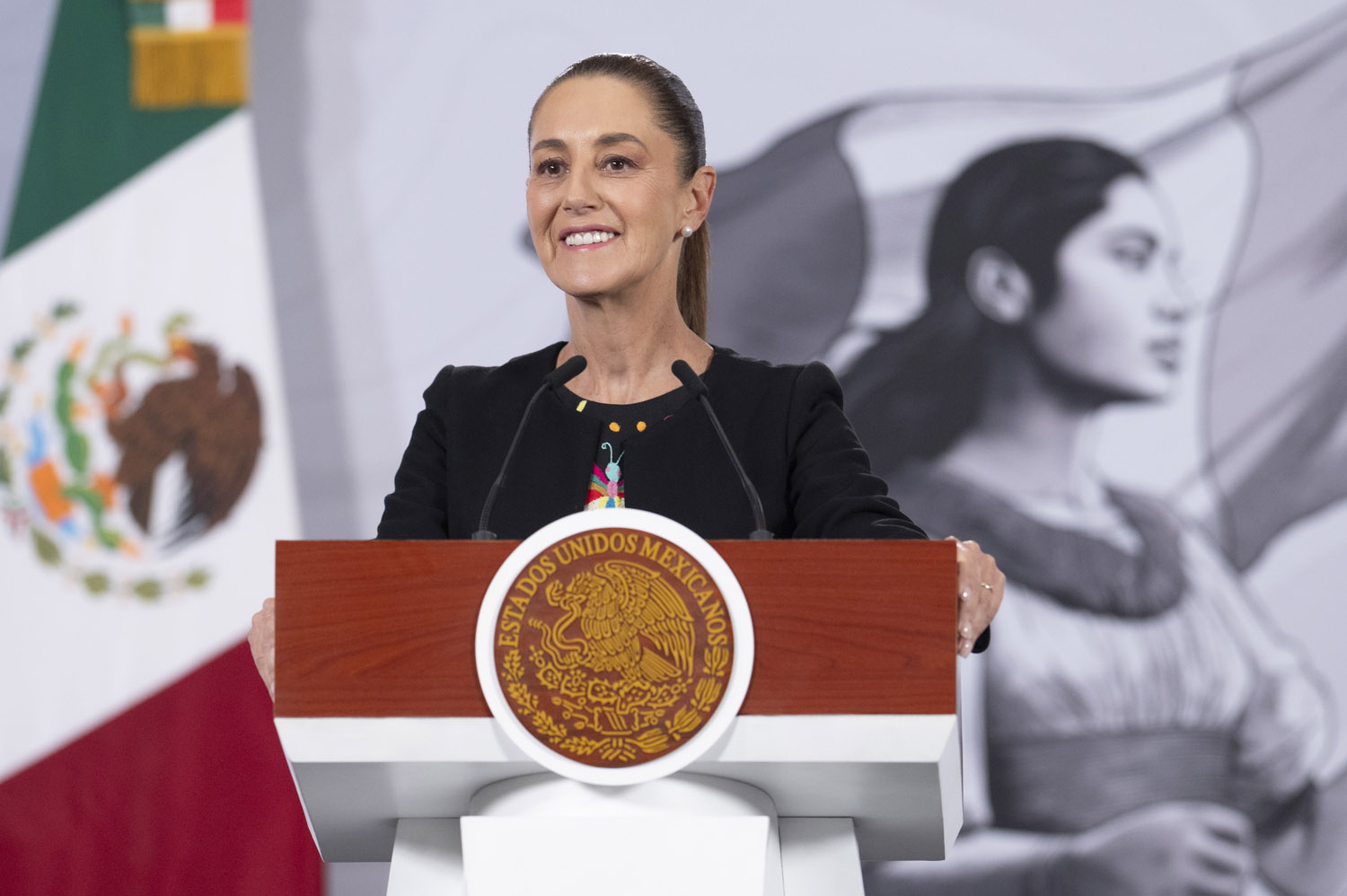Sheinbaum confirma avances en el auto eléctrico mexicano Olinia