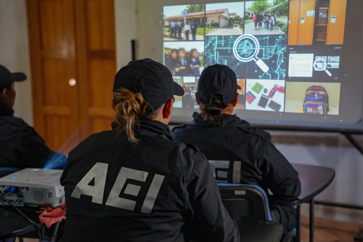 Fiscalía de Oaxaca refuerza indagatorias por denuncias de sustancias y violación a la intimidad en escuelas