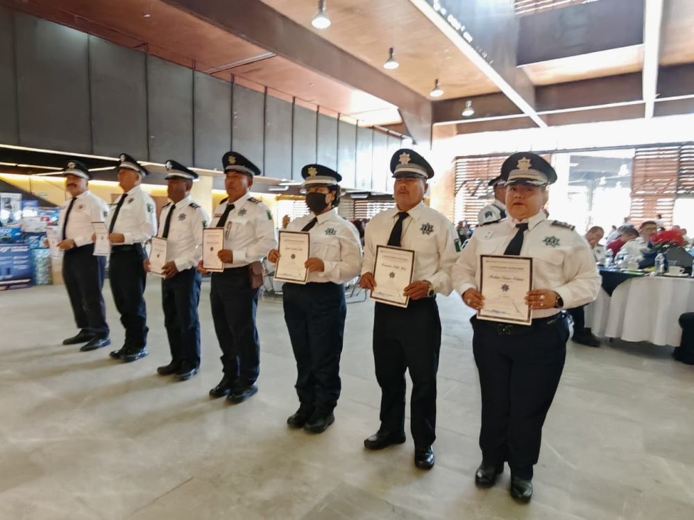 Celebran agentes viales su día con reconocimientos y eventos deportivos