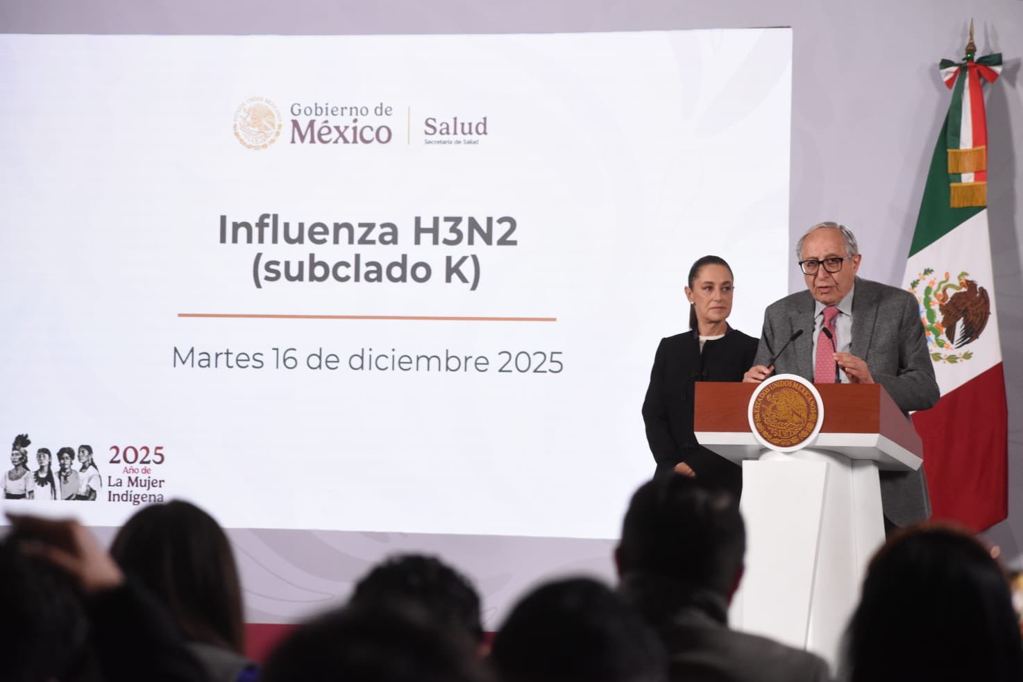 Urge Kershenobich vacunarse contra influenza para prevenir “supergripe”