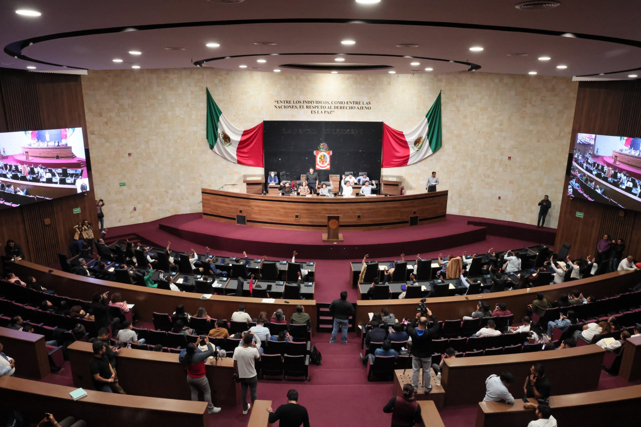 Aprueba Congreso calendario de comparecencias por la glosa del Tercer Informe de Salomón Jara