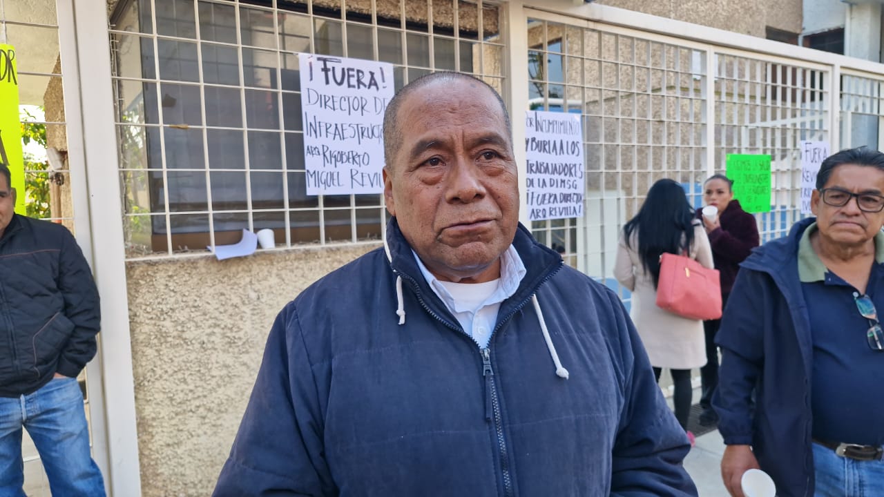 Exigen salida de director de Infraestructura trabajadores de Salud en Oaxaca