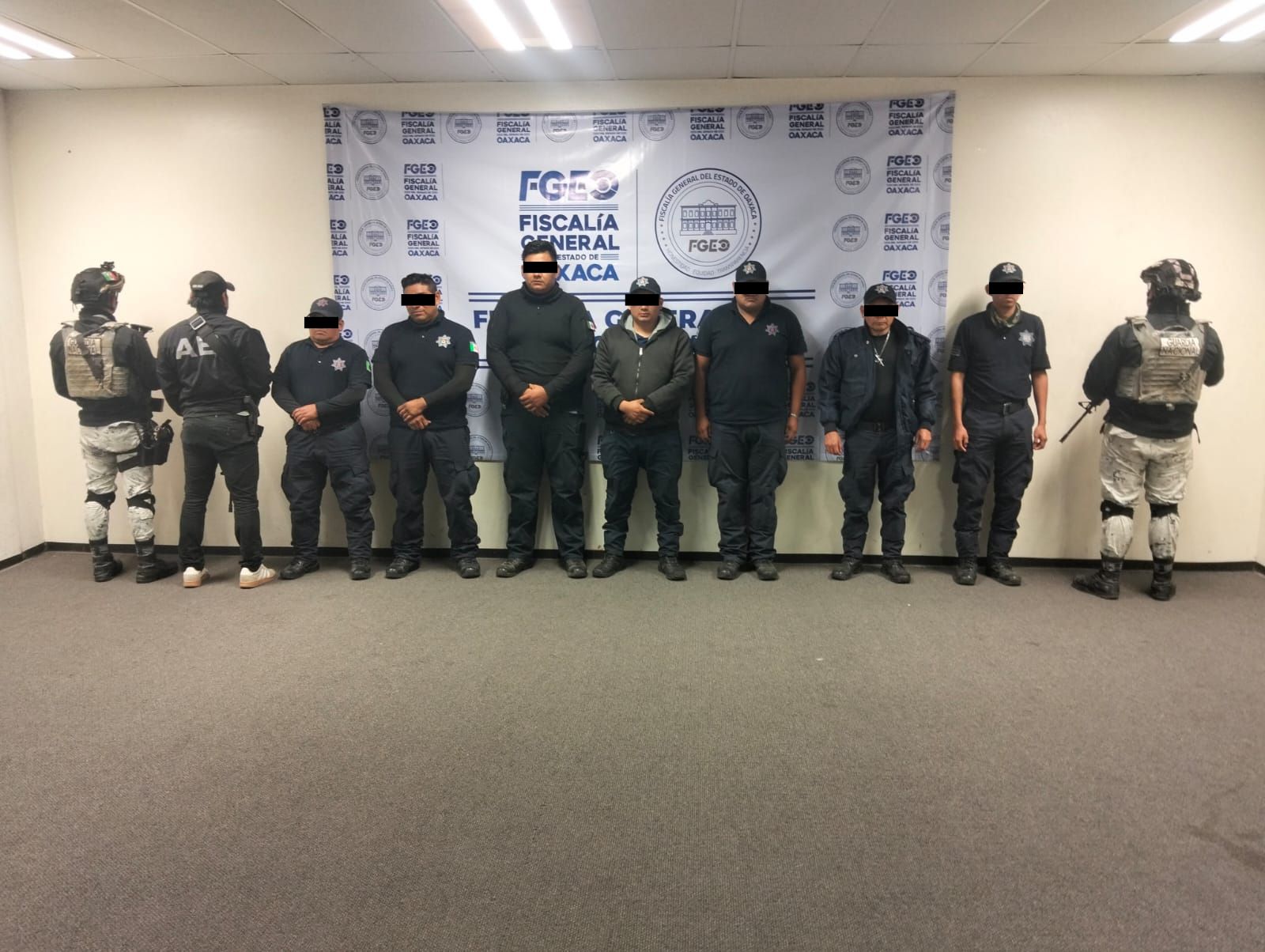 En acción inmediata, Fiscalía de Oaxaca detiene a siete elementos de la policía municipal por homicidio de un niño, ocurrido en la Costa