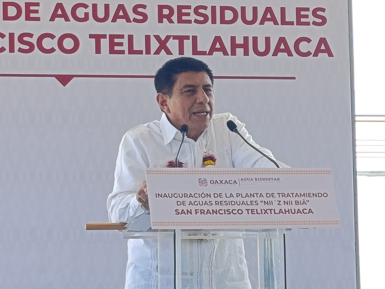 Inaugura Salomón Jara planta de tratamiento de aguas en Telixtlahuaca