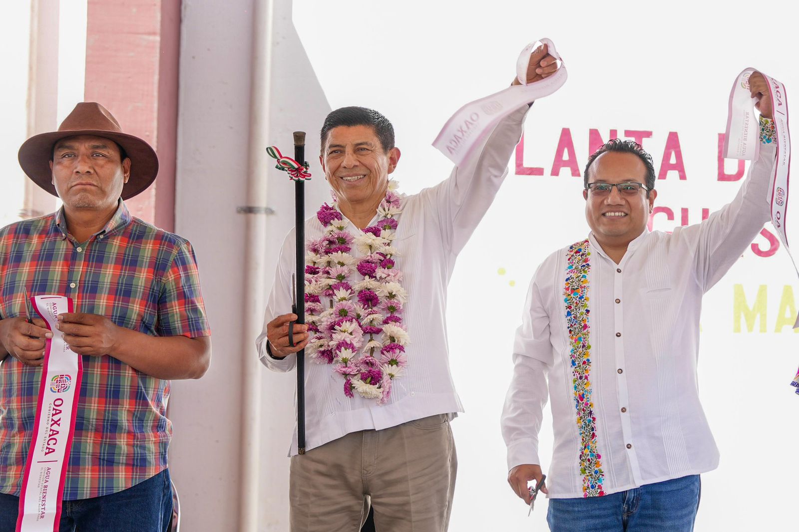 Apuesta Gobernador Salomón Jara al desarrollo sustentable de Santa María Coyotepec con puesta en marcha de Planta de Tratamiento de Aguas Residuales