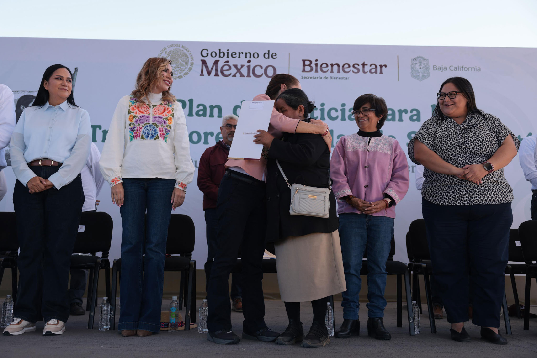 Inicia Plan de Justicia para Trabajadores Agrícolas de San Quintín: presidenta Sheinbaum
