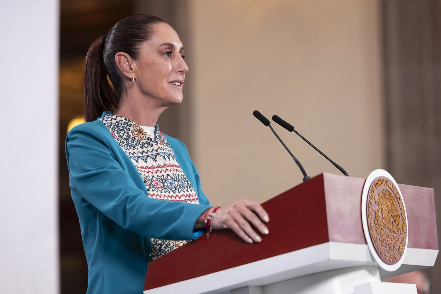Respalda Claudia Sheinbaum a la alcaldesa de Uruapan ante entorno de violencia