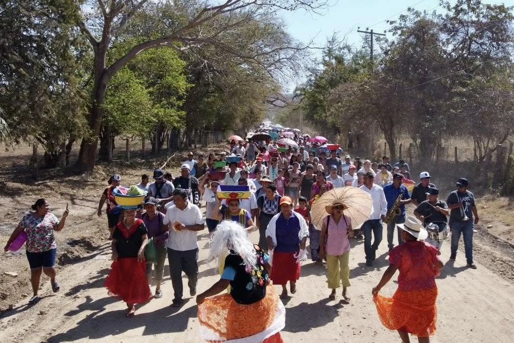 Inicia Reforma de Pineda sus fiestas patronales con la tradicional Lavada de Ropa