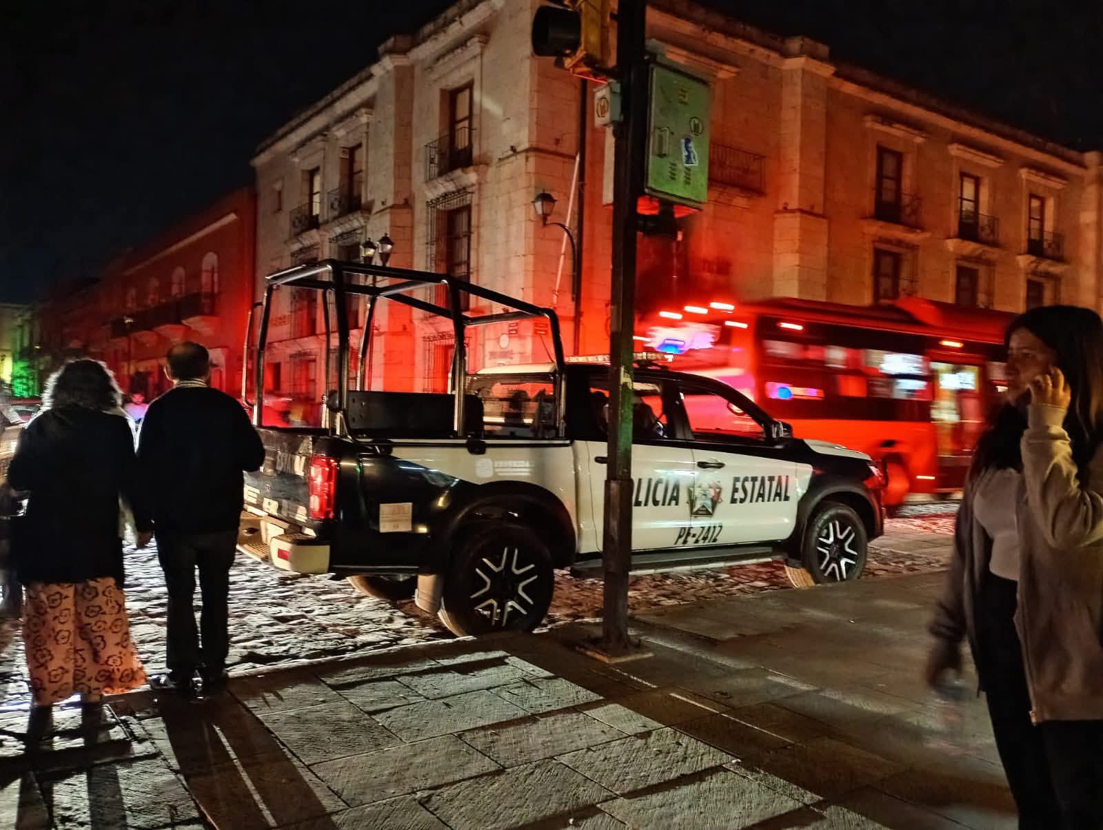 Apagón deja a oscuras el Centro Histórico de Oaxaca