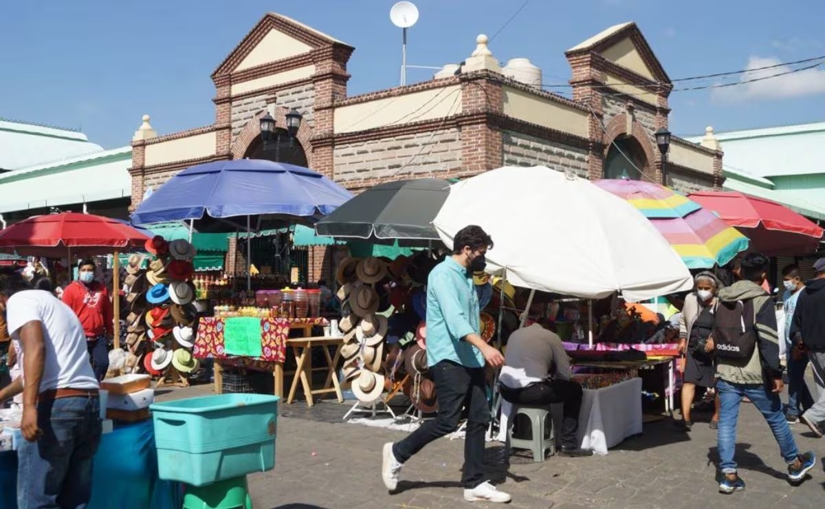 Enfrentan comerciantes y autoridades crisis por reubicación en el Centro Histórico