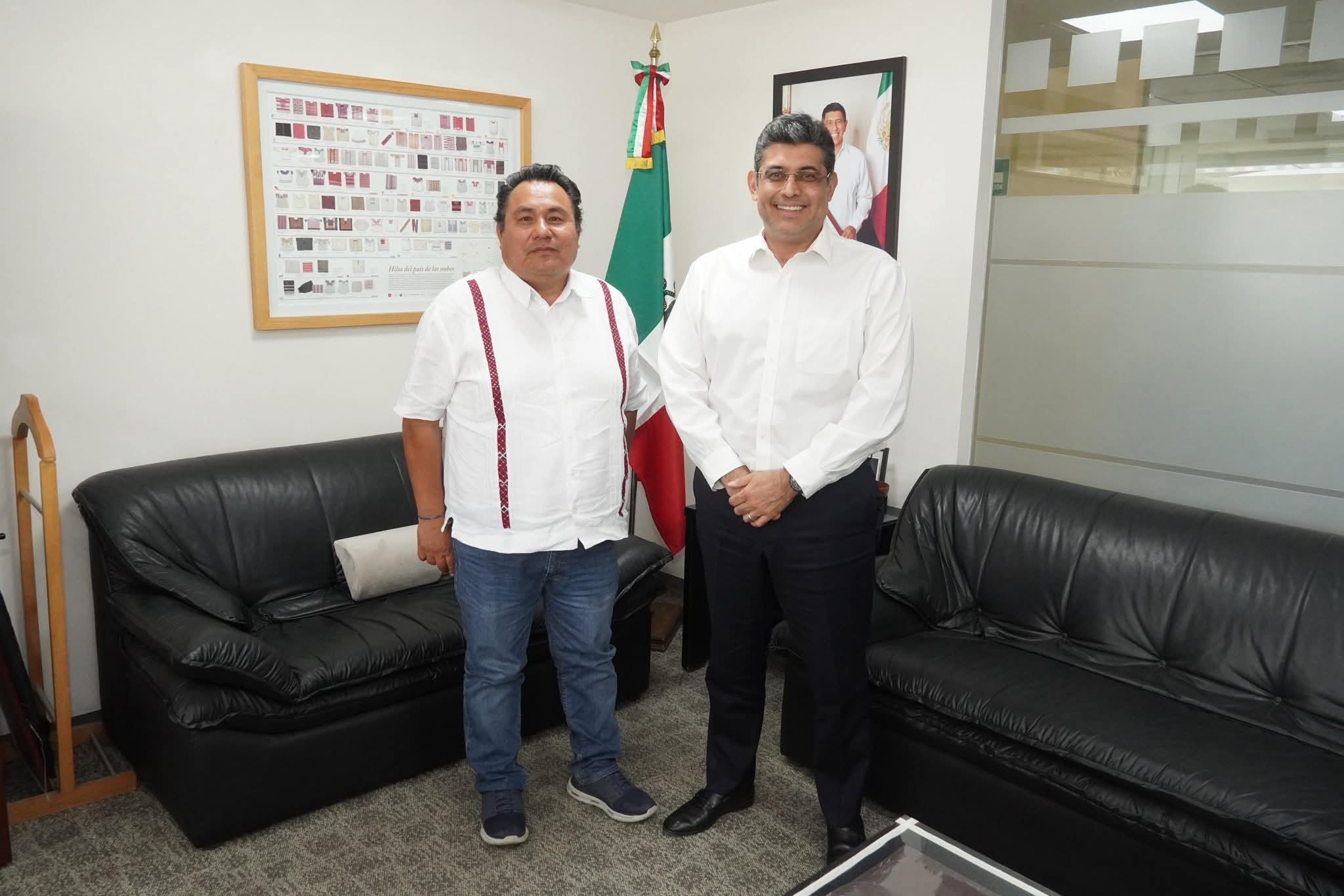 Horacio Sosa asume transición en Economía