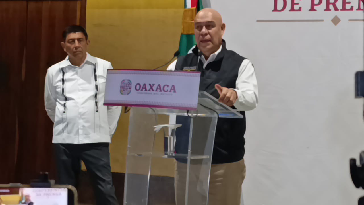 Falla eléctrica provocó incendio en Punta Zicatela; Protección Civil