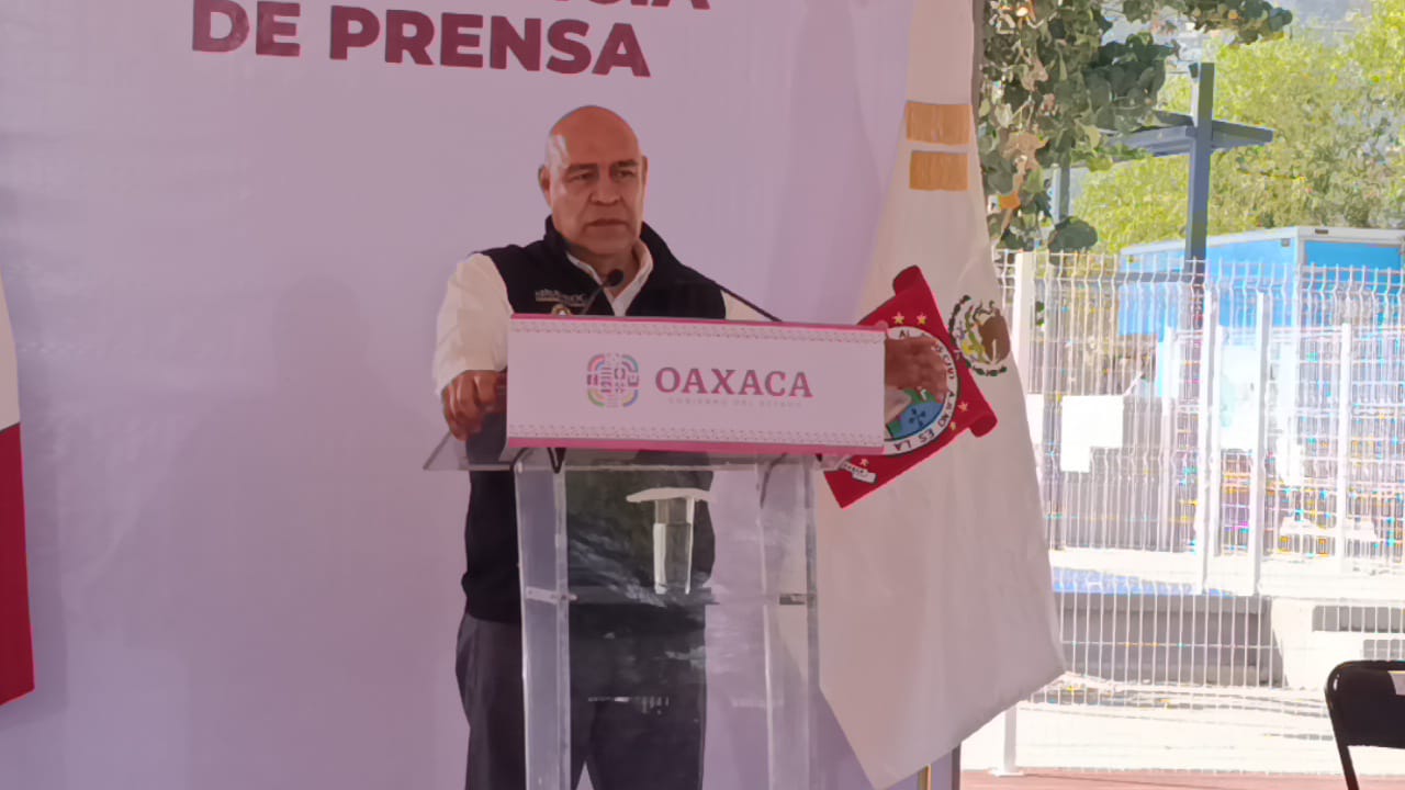 Informa Protección Civil respuesta inmediata tras accidente en Guelatao; emergencia fue controlada en 40 minutos
