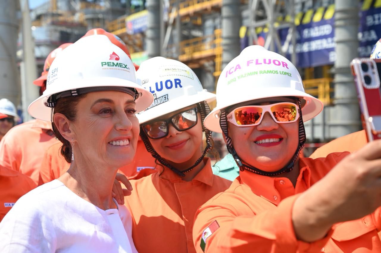 Supervisa Claudia Sheinbaum avances en la planta coquizadora de Salina Cruz