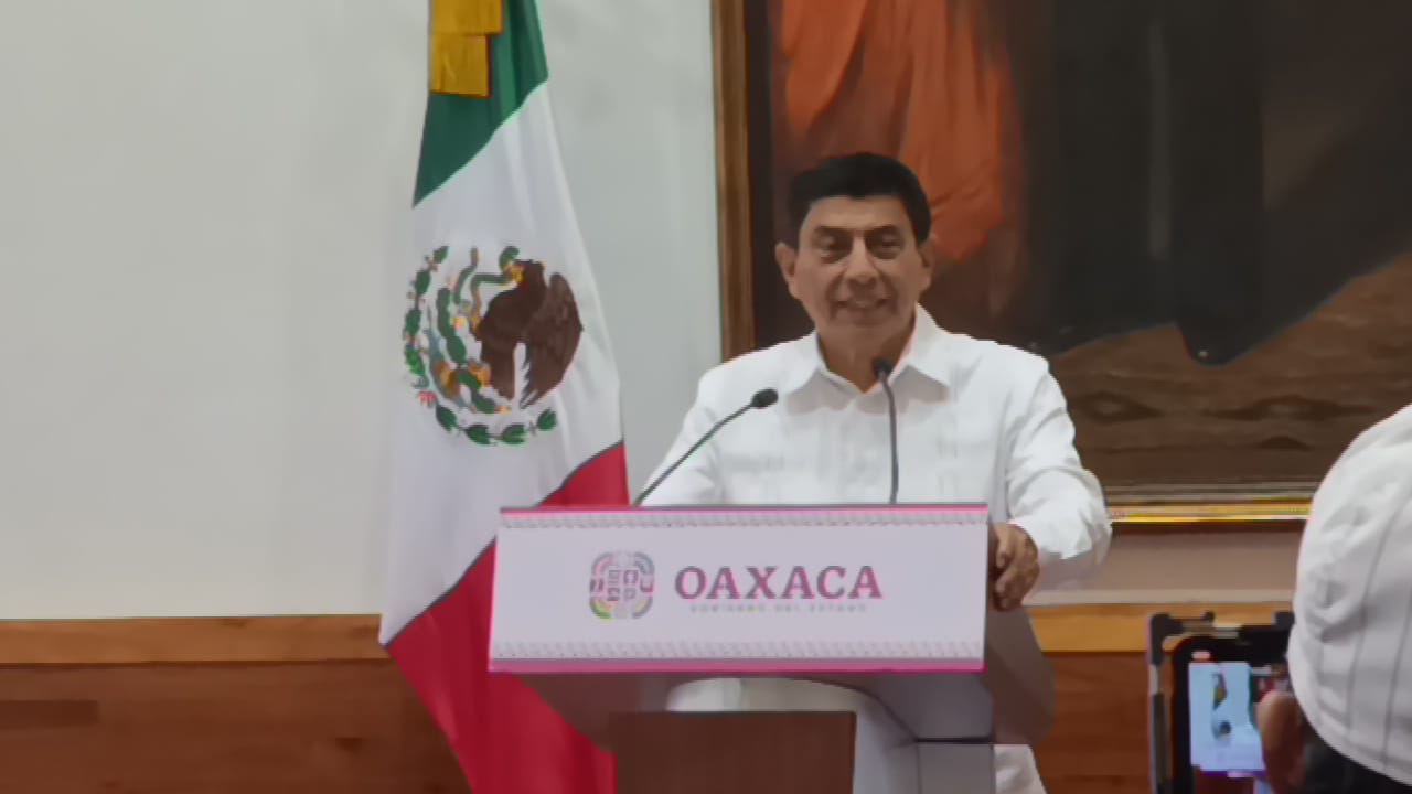Respalda Jara Plan B y critica a la oposición política