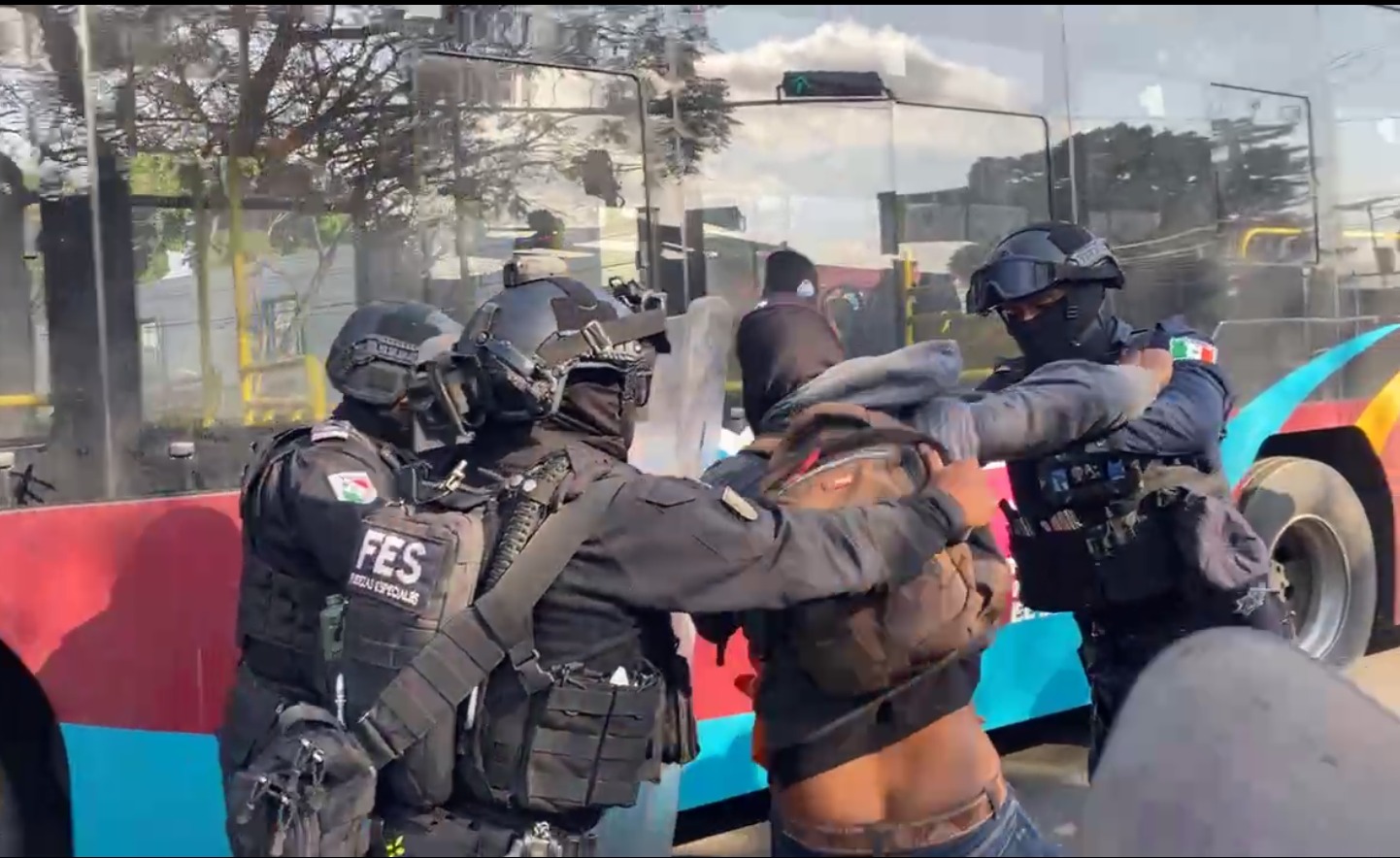 Cuestionan diputadas del PT uso de la fuerza pública contra manifestantes en Oaxaca