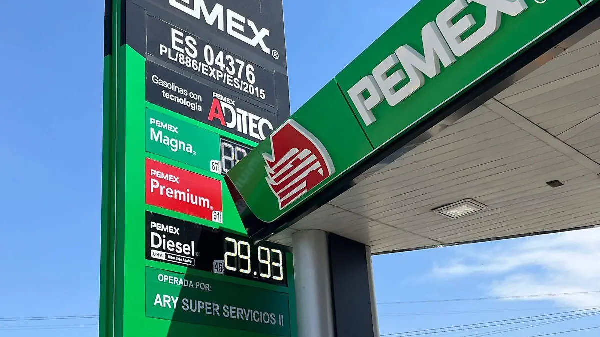 Advierten transportistas alza en precios de productos básicos por costo del diésel