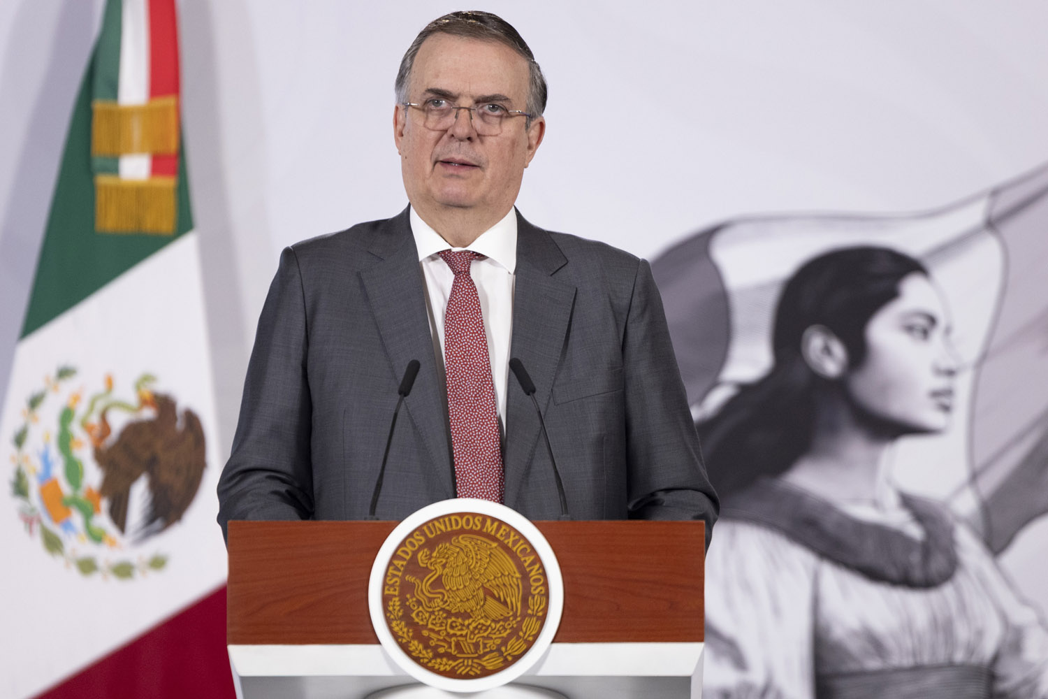 Recibe Ebrard al representante comercial de EE.UU. para revisar el T-MEC