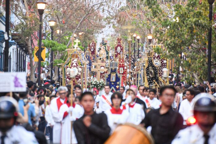 Explican fieles el sentido del Viernes Santo