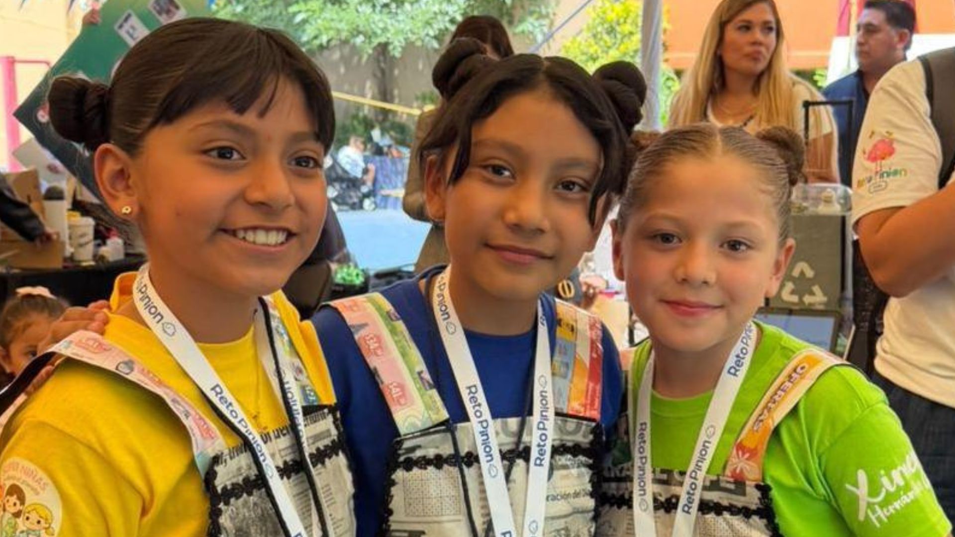 Con un proyecto innovador que impulsa la educación ambiental, niñas oaxaqueñas ganan el Reto Pinion 2026