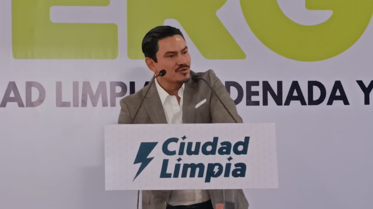 Ray Chagoya anuncia 15 cambios en su gabinete municipal
