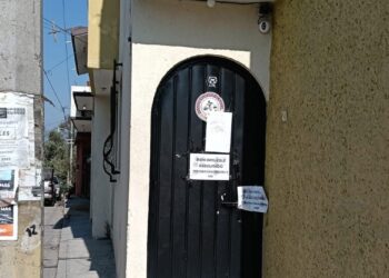 Clausuran casa de citas en San Agustín de las Juntas; vecinos celebran intervención federal